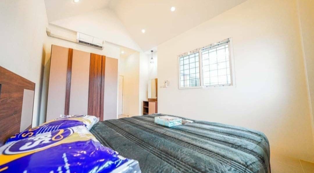 3 卧室 独立房屋 出租 在  - Image 9