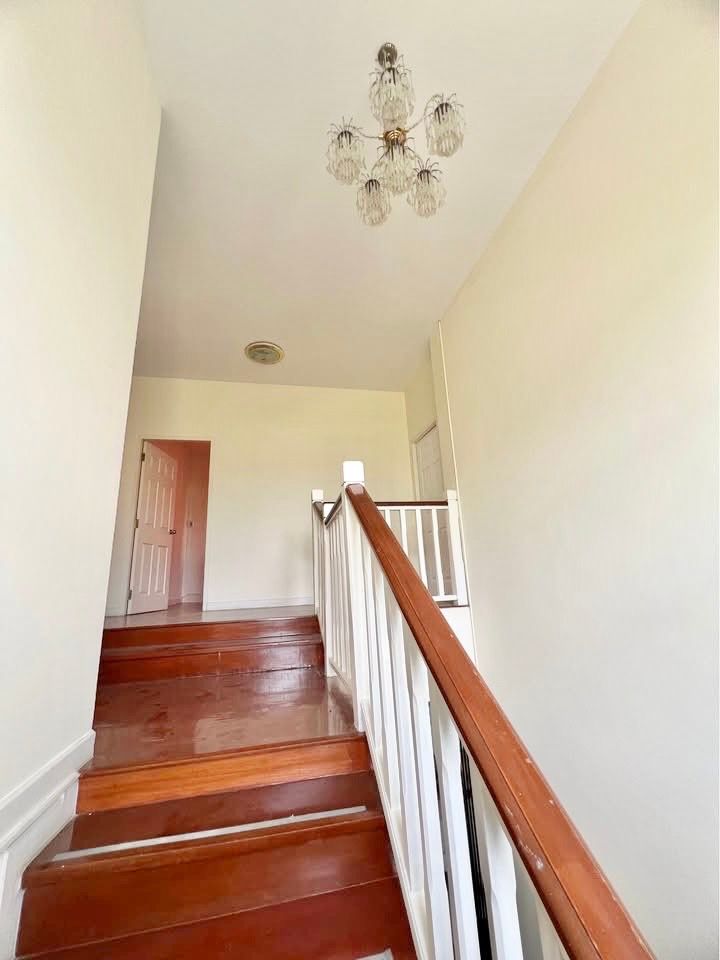 4 卧室 独立房屋 出租 在  - Image 9