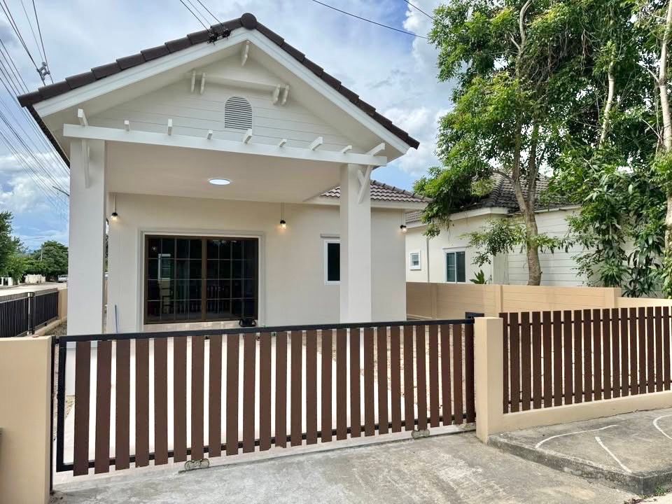 uploads/efe1bc97-da39-4732-9026-bc1cbf882b7a/b5cf8418-f670-4499-afa1-daf865738055