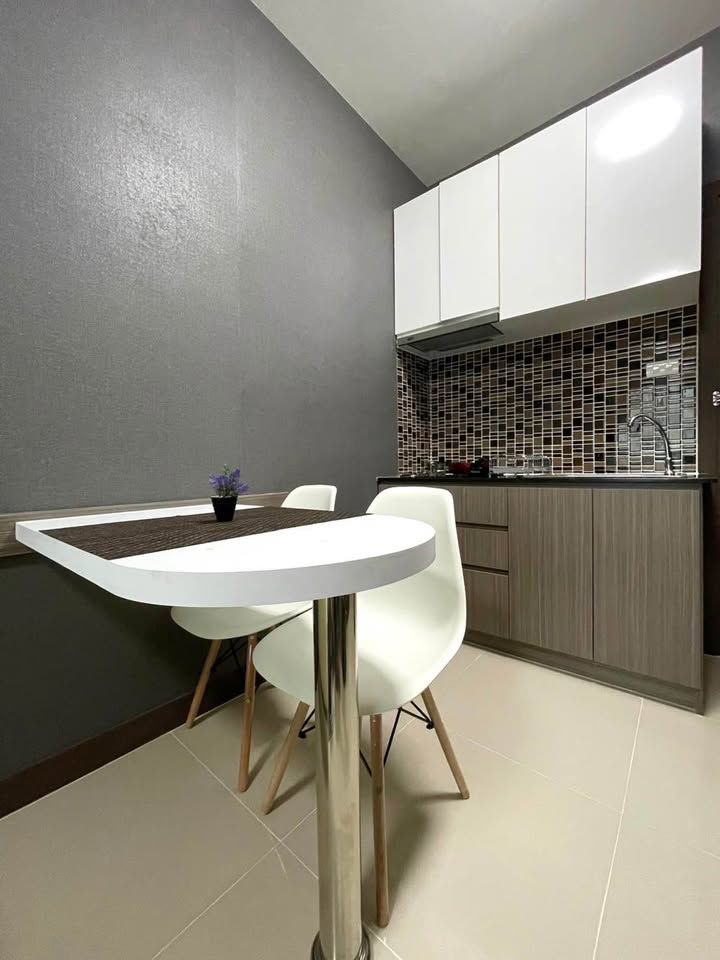 เดอะ ริช คอนโด - Image 3