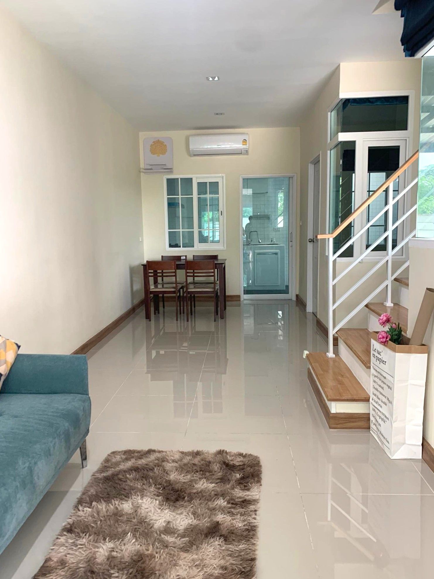 uploads/efe1bc97-da39-4732-9026-bc1cbf882b7a/b6d06736-2eff-489b-bf0d-48ea709f7109