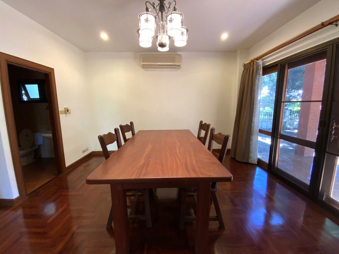 uploads/efe1bc97-da39-4732-9026-bc1cbf882b7a/b7ce0b46-b973-496a-b4c7-15d02fff9e77