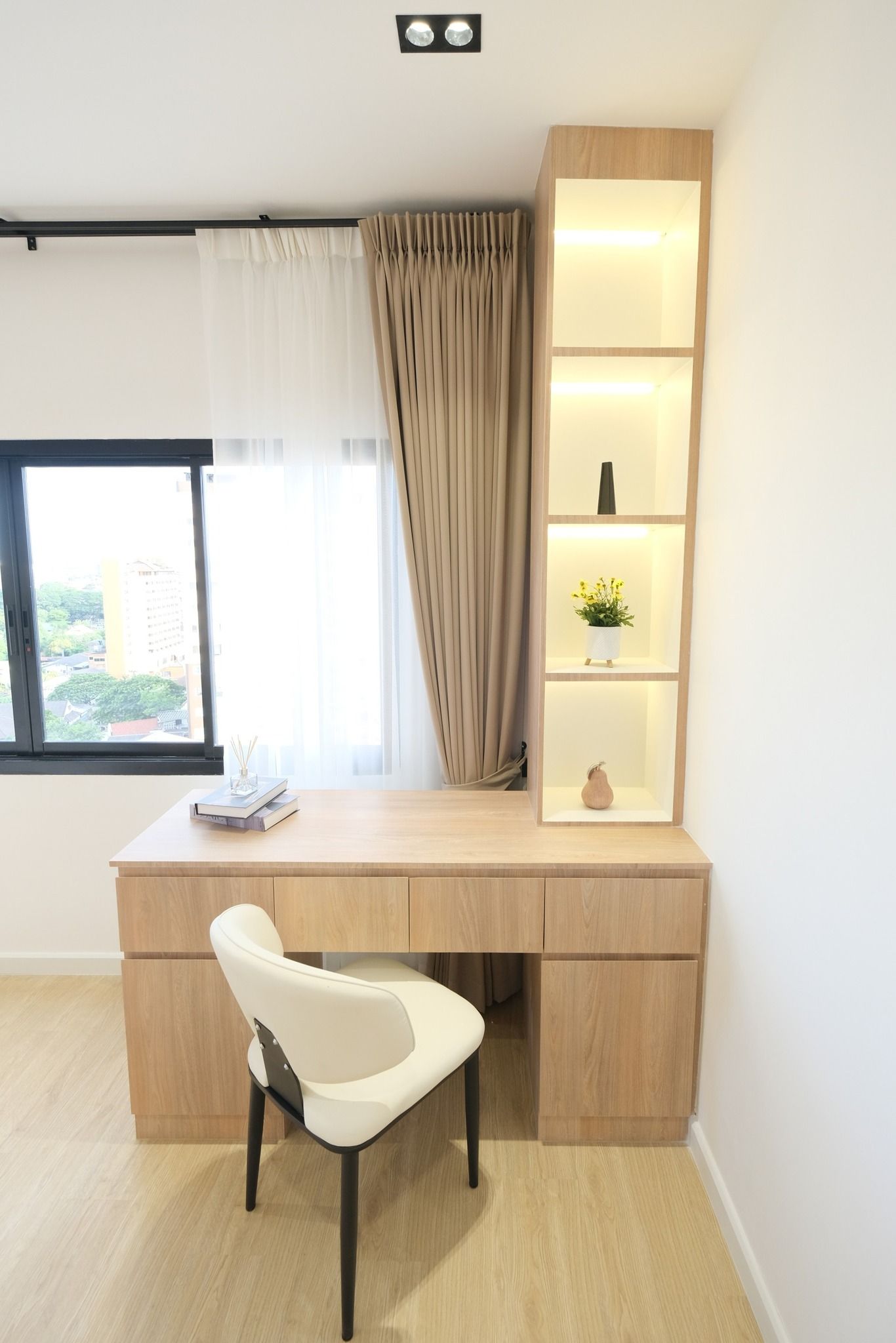 Hill Park 2 - Image 9