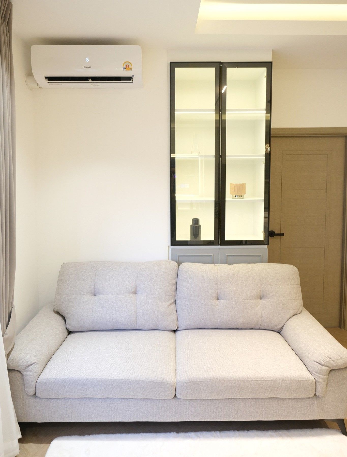 Hill Park 2 - Image 1