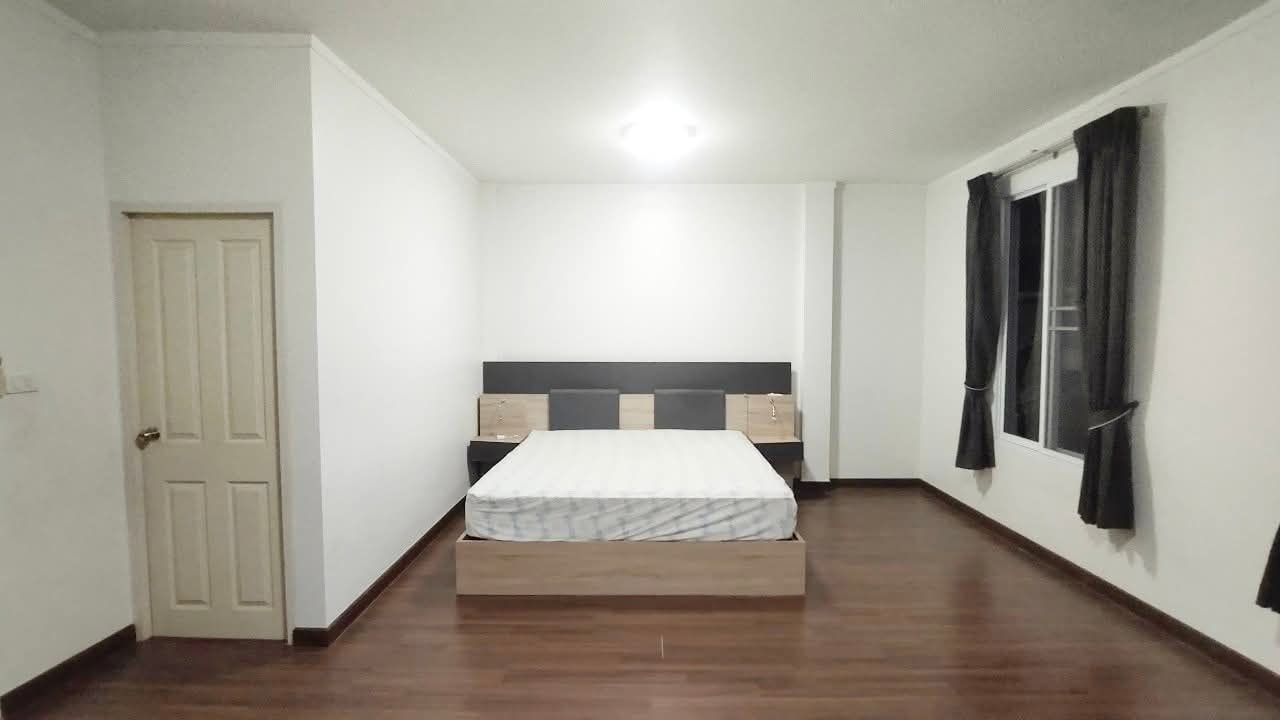 3 Bedroom Townhouse For Rent in Nong Phueng, Saraphi, Chiang Mai - Image 8