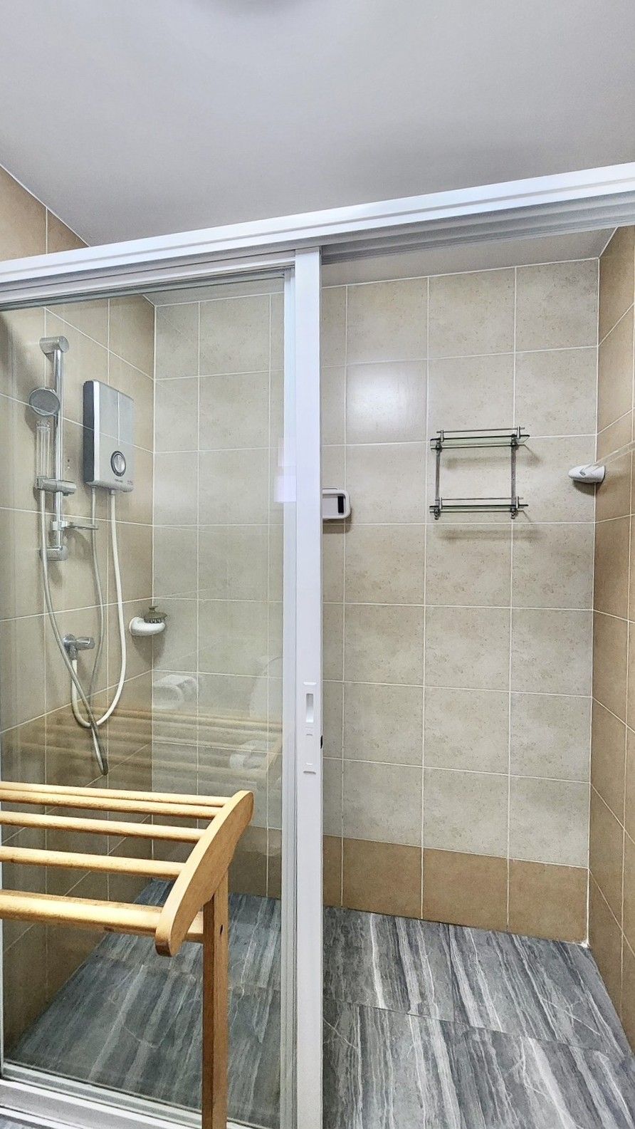 uploads/efe1bc97-da39-4732-9026-bc1cbf882b7a/ba6ec1e7-7039-4961-90d9-24bb1c61d19d