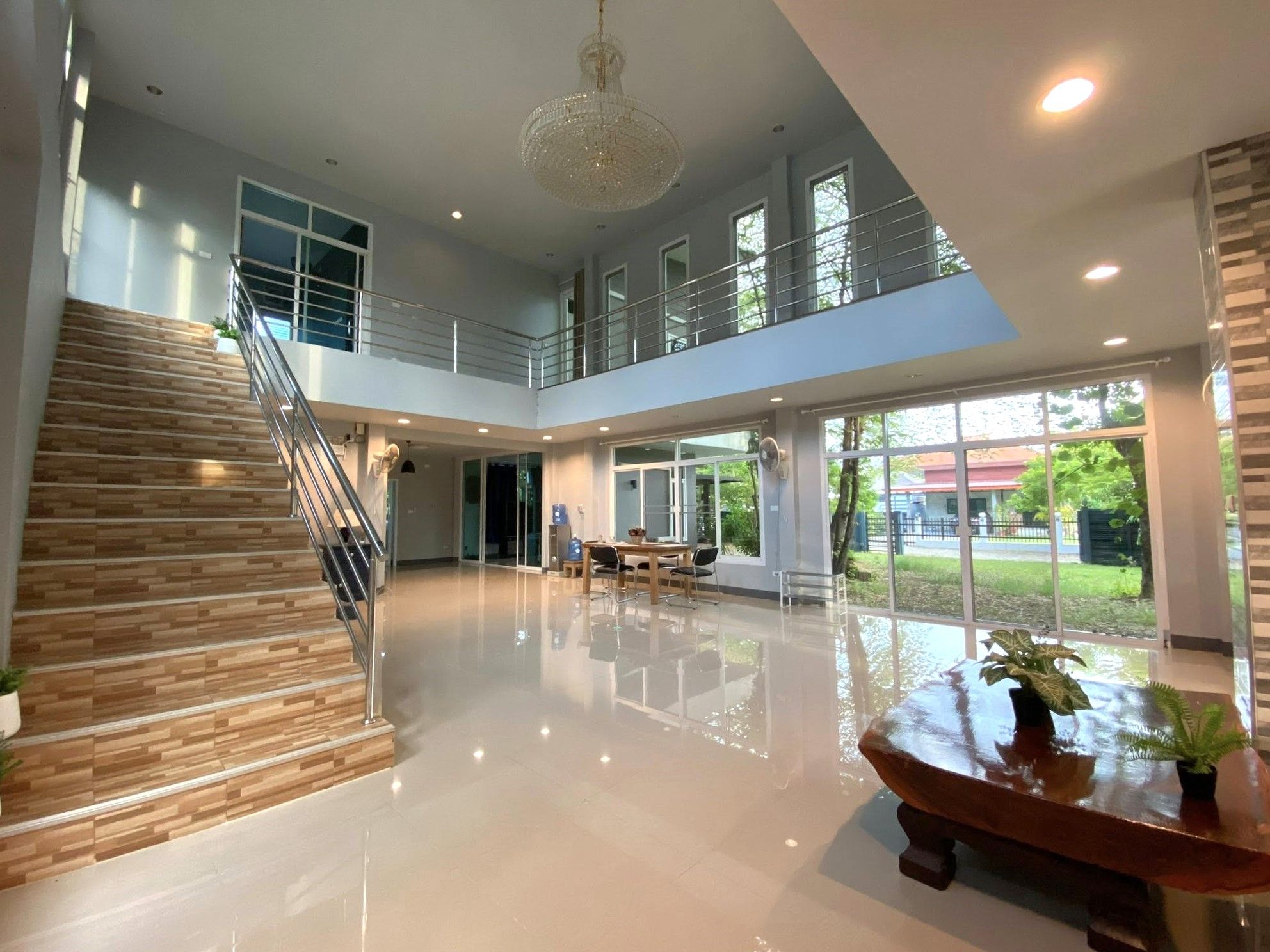 uploads/efe1bc97-da39-4732-9026-bc1cbf882b7a/bc7a1fab-8888-45d8-a4b1-4c674b689130