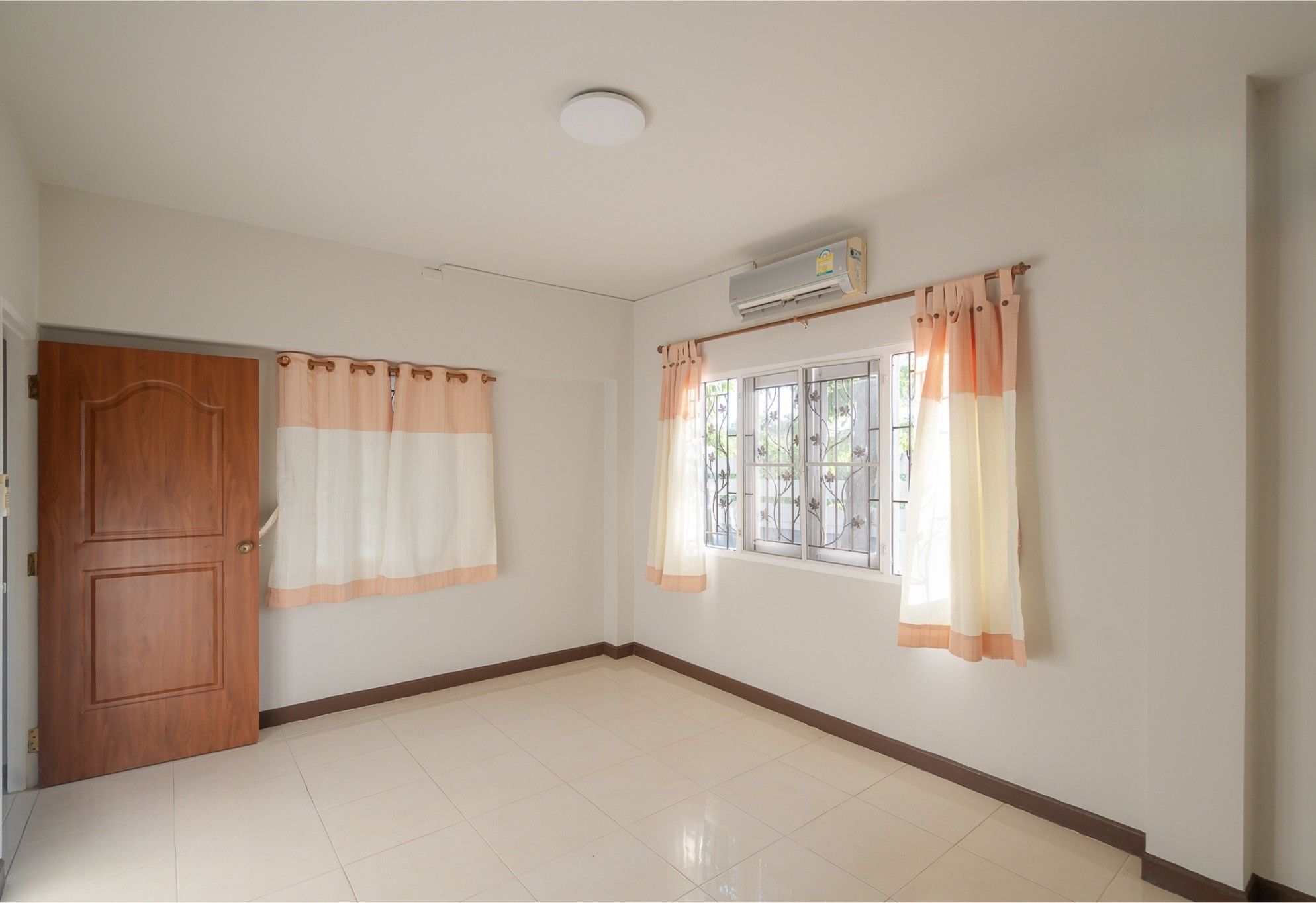 uploads/efe1bc97-da39-4732-9026-bc1cbf882b7a/be92b5ac-fc4e-4295-81e2-c31f058484f3