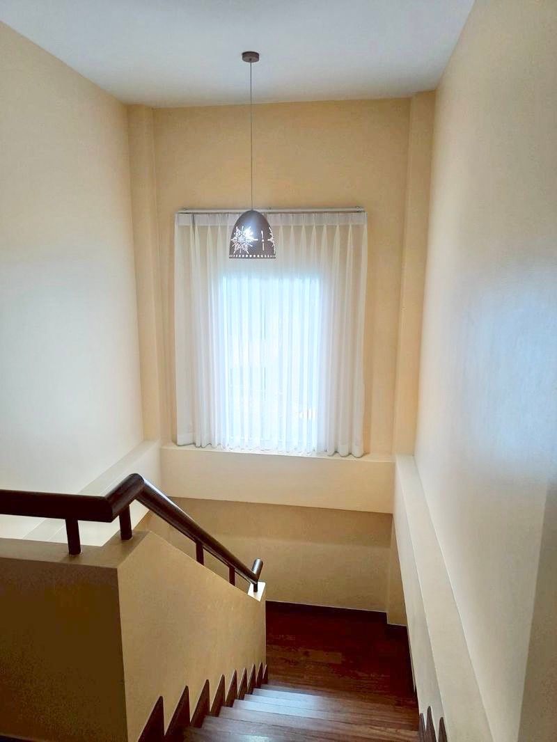 uploads/efe1bc97-da39-4732-9026-bc1cbf882b7a/bff18c0a-cb1c-4359-afe7-2ad3bcf84101