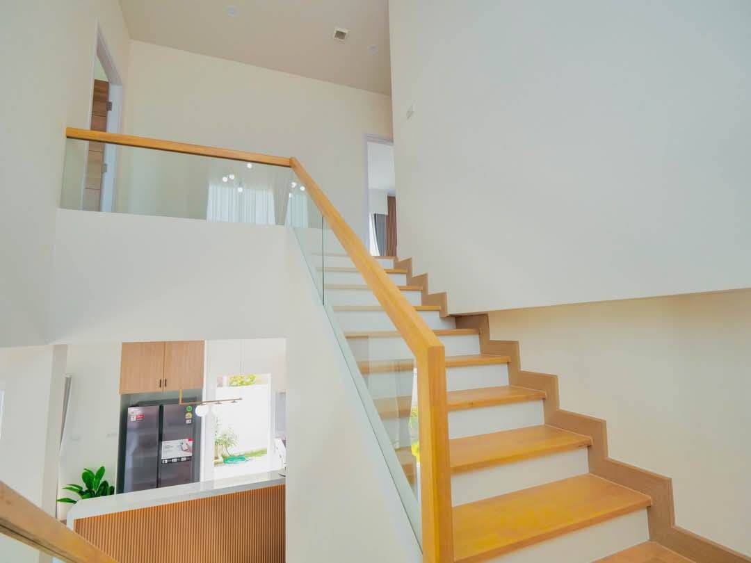 uploads/efe1bc97-da39-4732-9026-bc1cbf882b7a/c211ece5-03e5-4a58-9aea-99290c74ab24