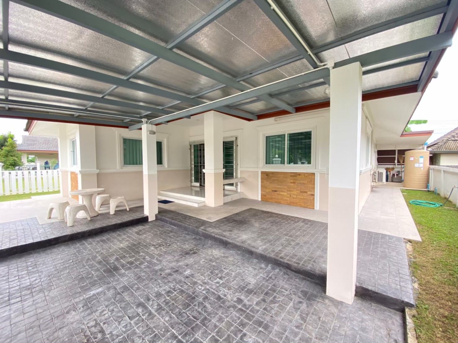 uploads/efe1bc97-da39-4732-9026-bc1cbf882b7a/c2f5d7d0-3ec0-457c-a54f-78165c6dc5db