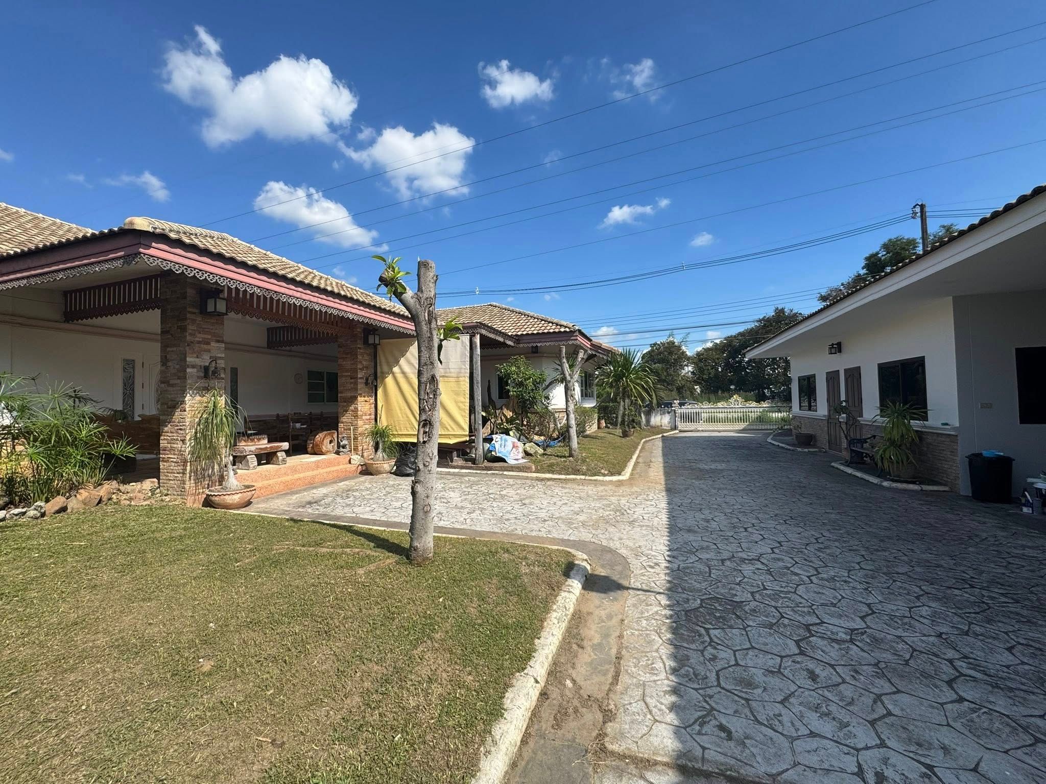 uploads/efe1bc97-da39-4732-9026-bc1cbf882b7a/c3af8112-b144-4e44-933b-88ca6b56c10c