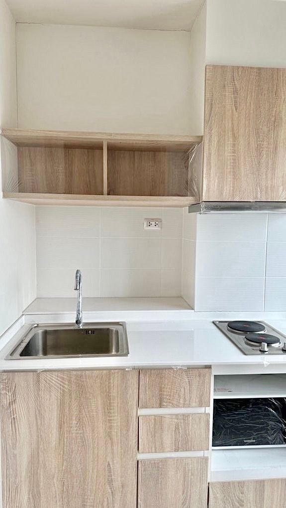 1 卧室 公寓 出租 在  - Image 4