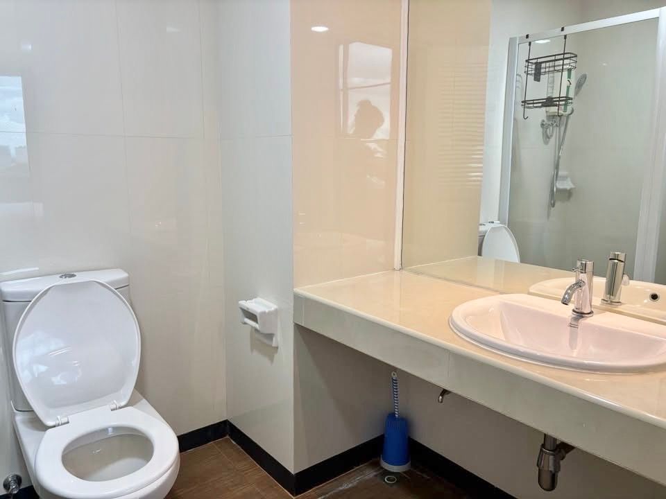 1 卧室 公寓 出租 在  - Image 9