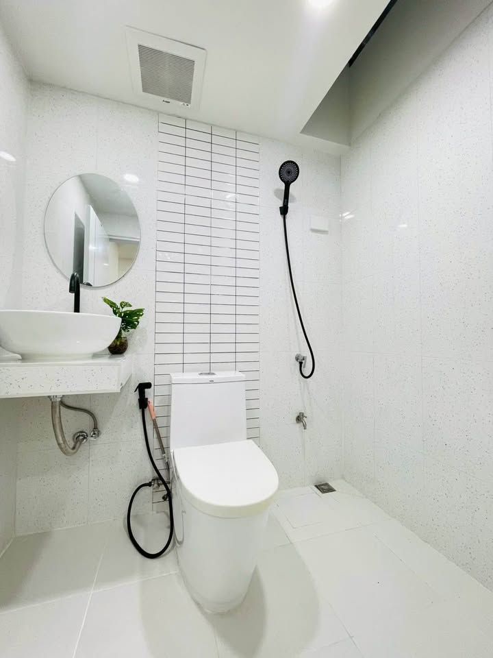 uploads/efe1bc97-da39-4732-9026-bc1cbf882b7a/c533684e-475a-4601-83c8-3bc2a44b7f7d