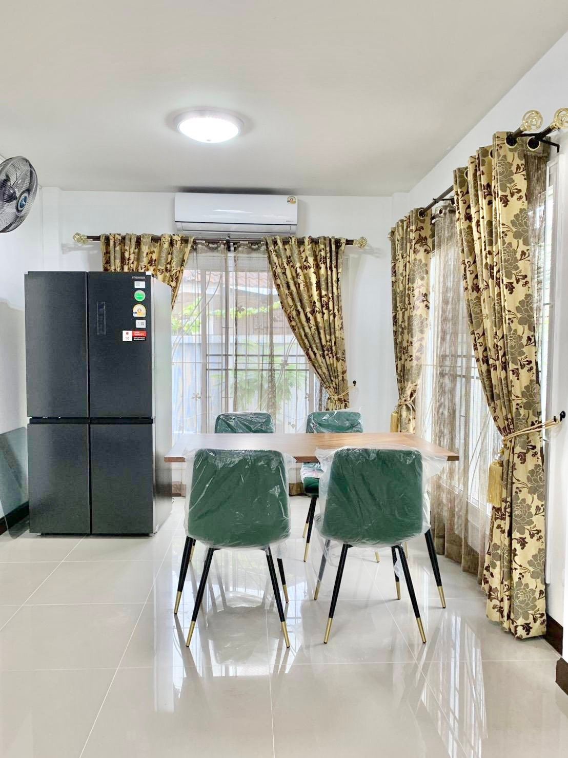 3 卧室 独立房屋 出租 在  - Image 3