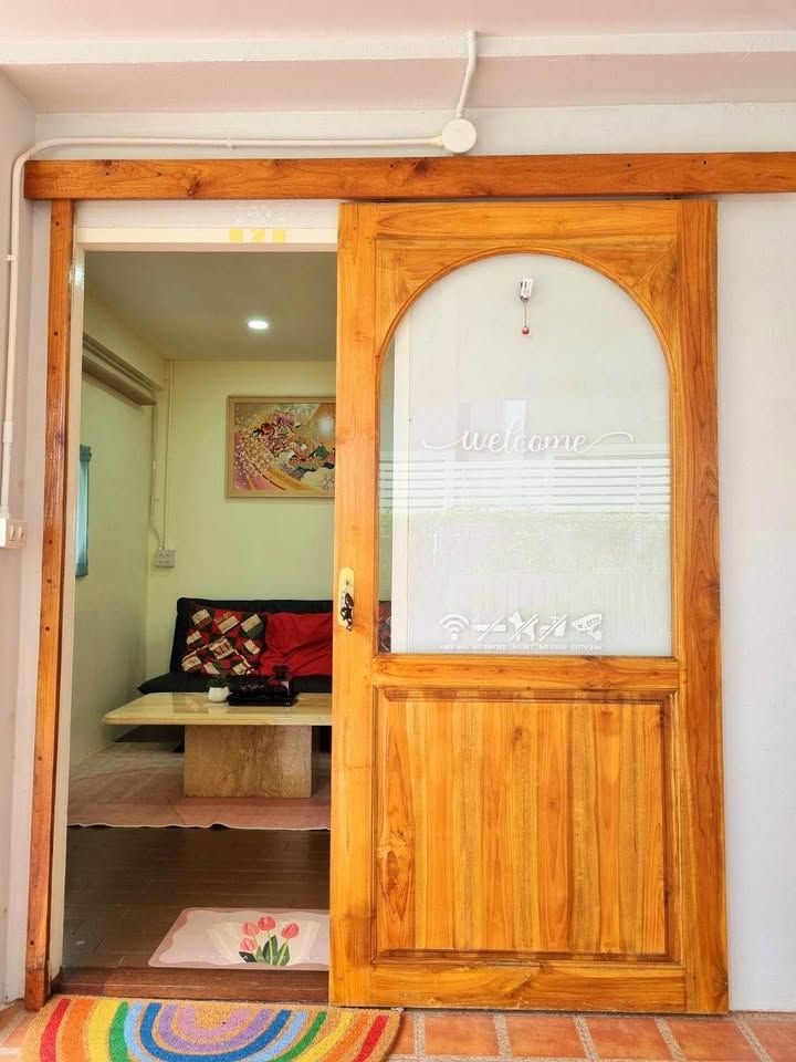 5 Bedroom House For Rent in Pa Daet, Mueang Chiang Mai, Chiang Mai - Image 4