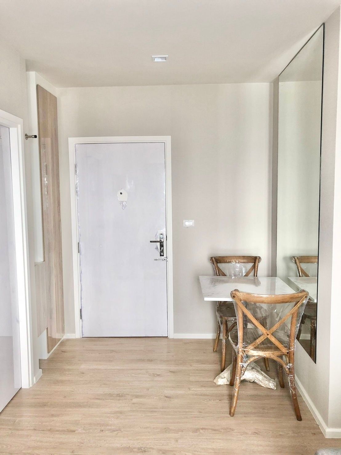 1 卧室 公寓 出租 在  - Image 5