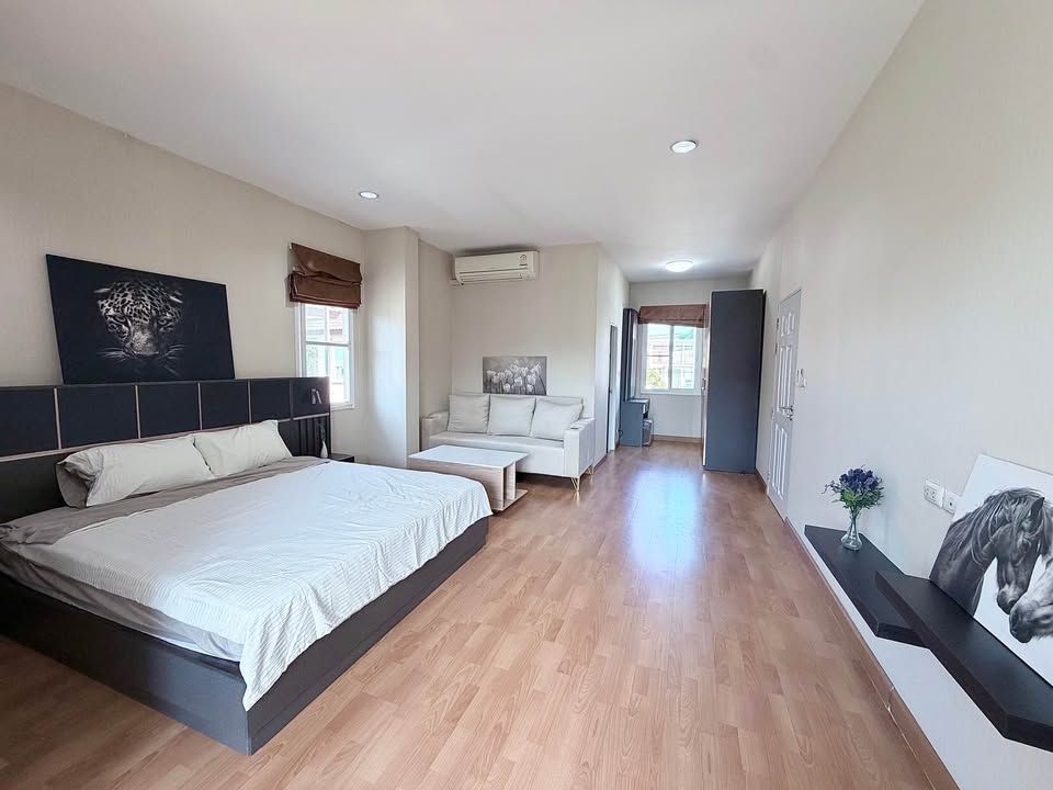 uploads/efe1bc97-da39-4732-9026-bc1cbf882b7a/c775c0ec-7b77-4625-a6a2-fef0a7d8bcb6