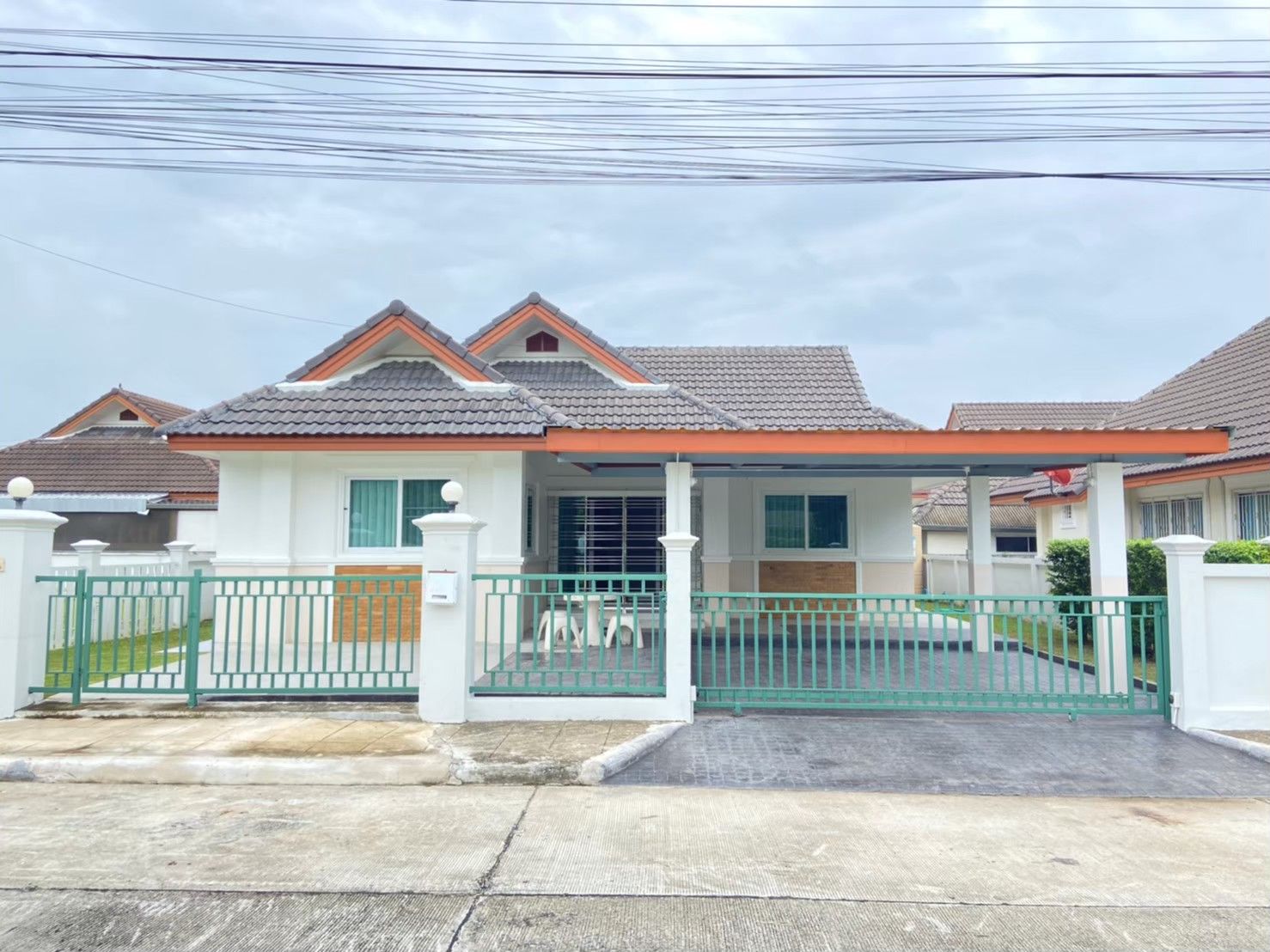 uploads/efe1bc97-da39-4732-9026-bc1cbf882b7a/c7b552da-1906-4802-bf81-fa0fcdf310e1