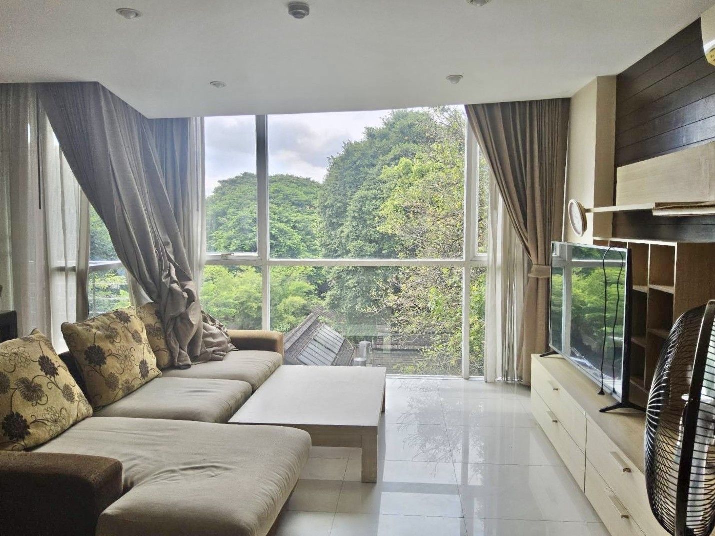 1 卧室 公寓 出售 在  - Image 1