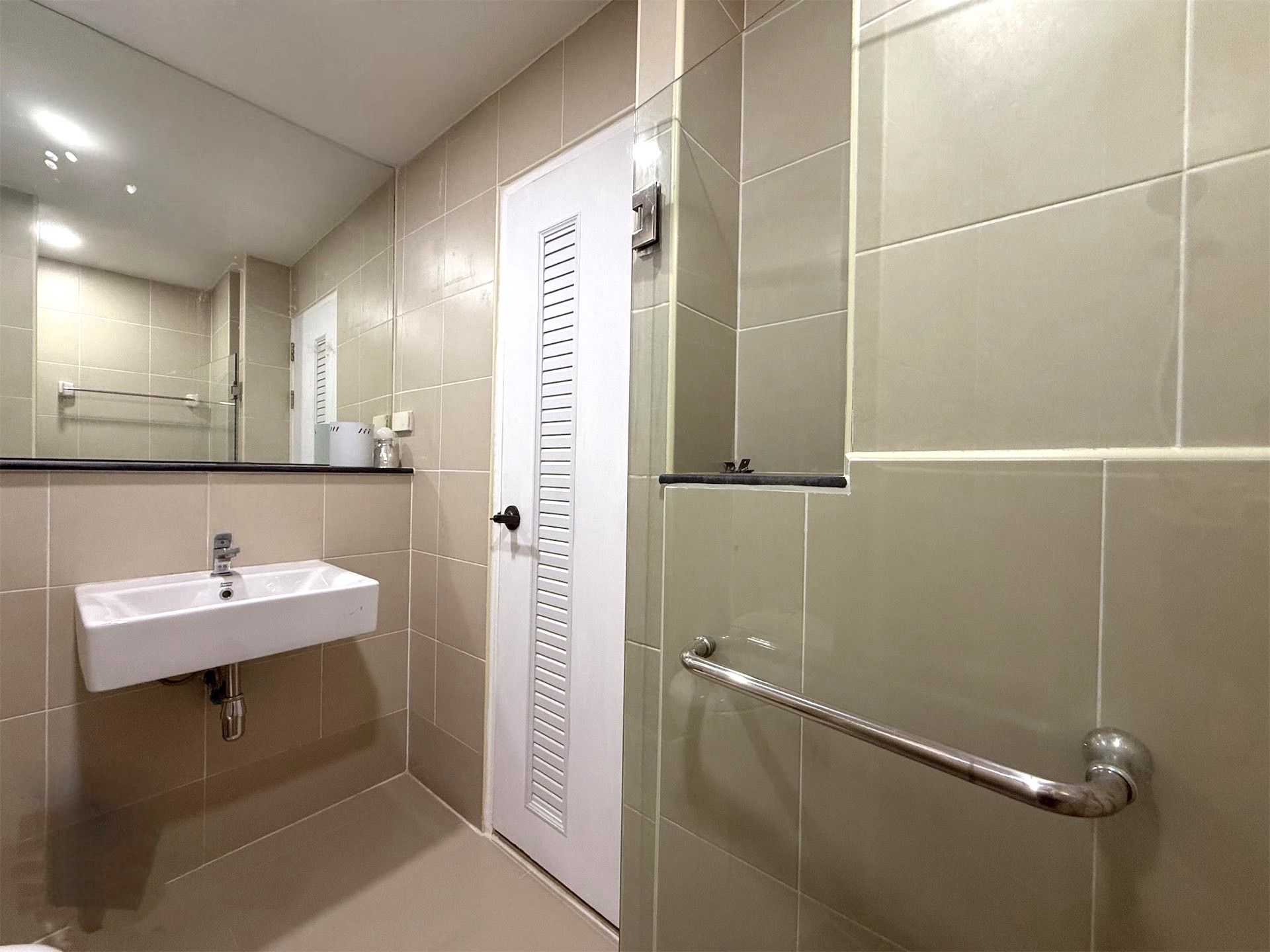 One Plus Kamthieng - Image 10