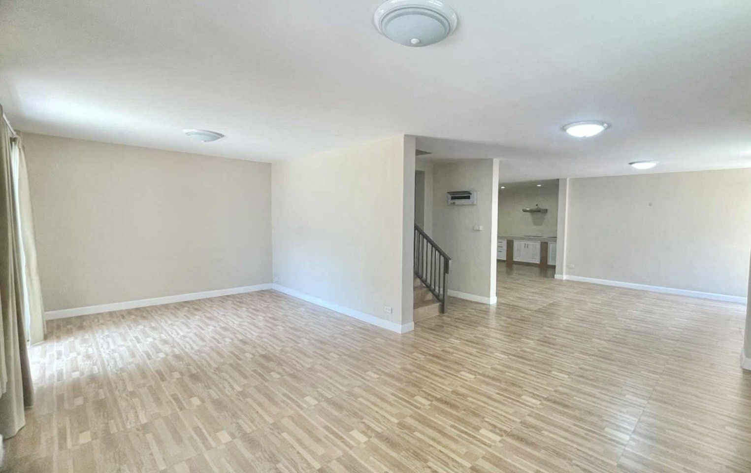 3 Bedroom House For Rent in Si Phum, Mueang Chiang Mai, Chiang Mai - Image 2