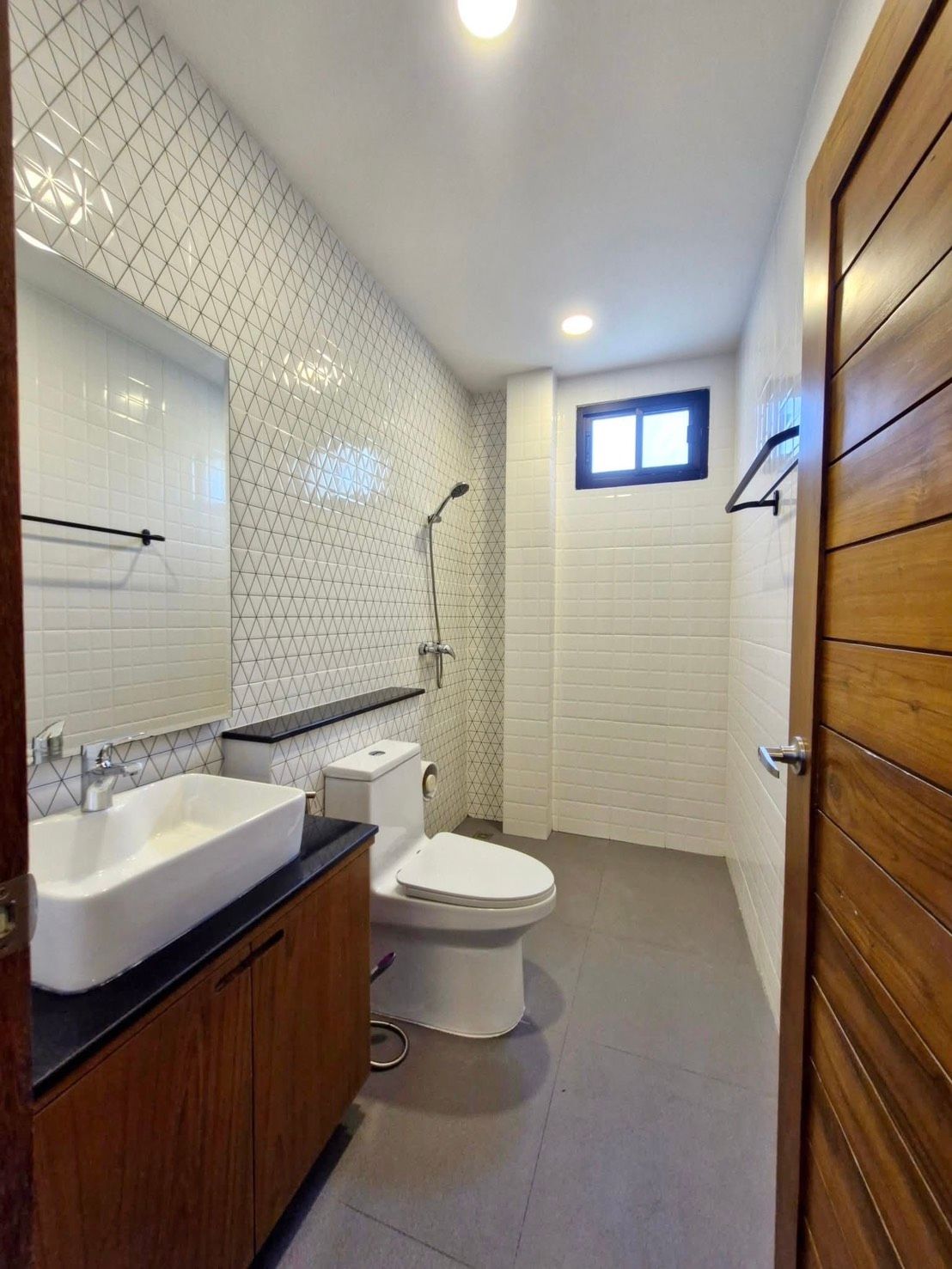 uploads/efe1bc97-da39-4732-9026-bc1cbf882b7a/c95e0c1d-3ece-40f2-b782-a1215bb95565