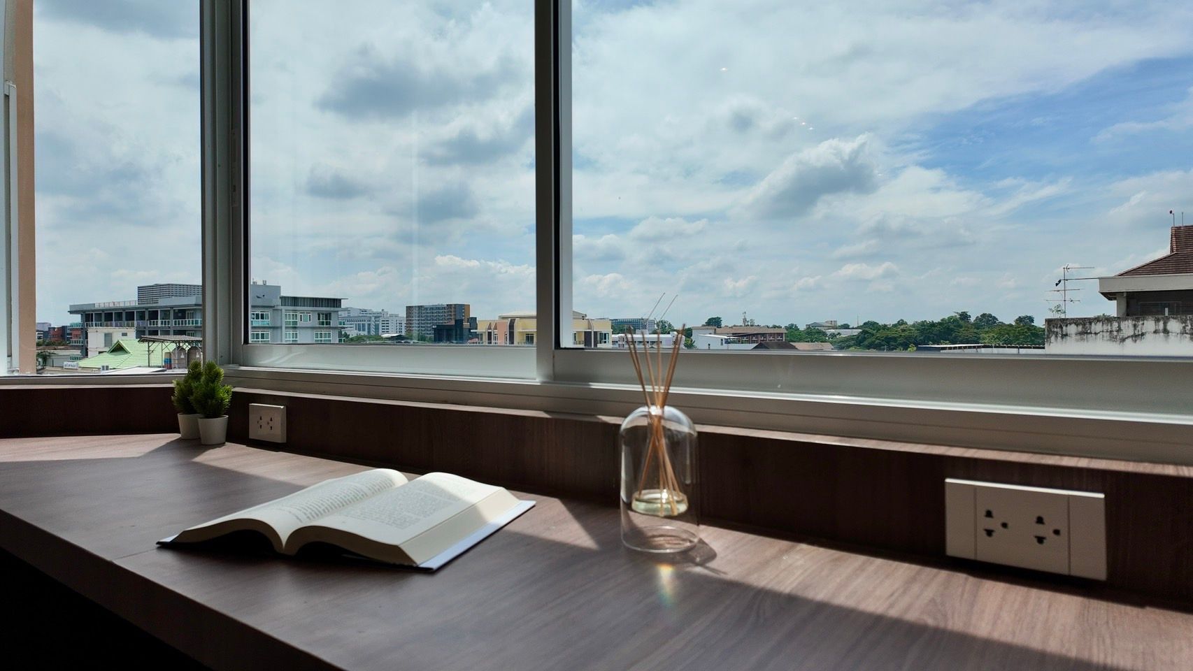 uploads/efe1bc97-da39-4732-9026-bc1cbf882b7a/ca364e93-ec61-4940-839e-2a668a85f404