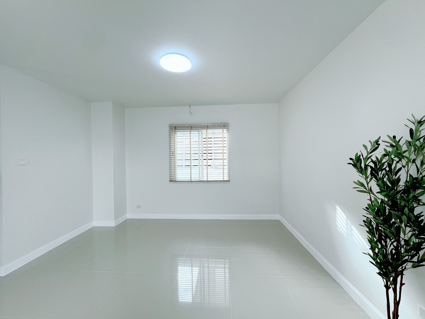 uploads/efe1bc97-da39-4732-9026-bc1cbf882b7a/cb351209-15ab-4884-b14a-7cc9ce7523d6