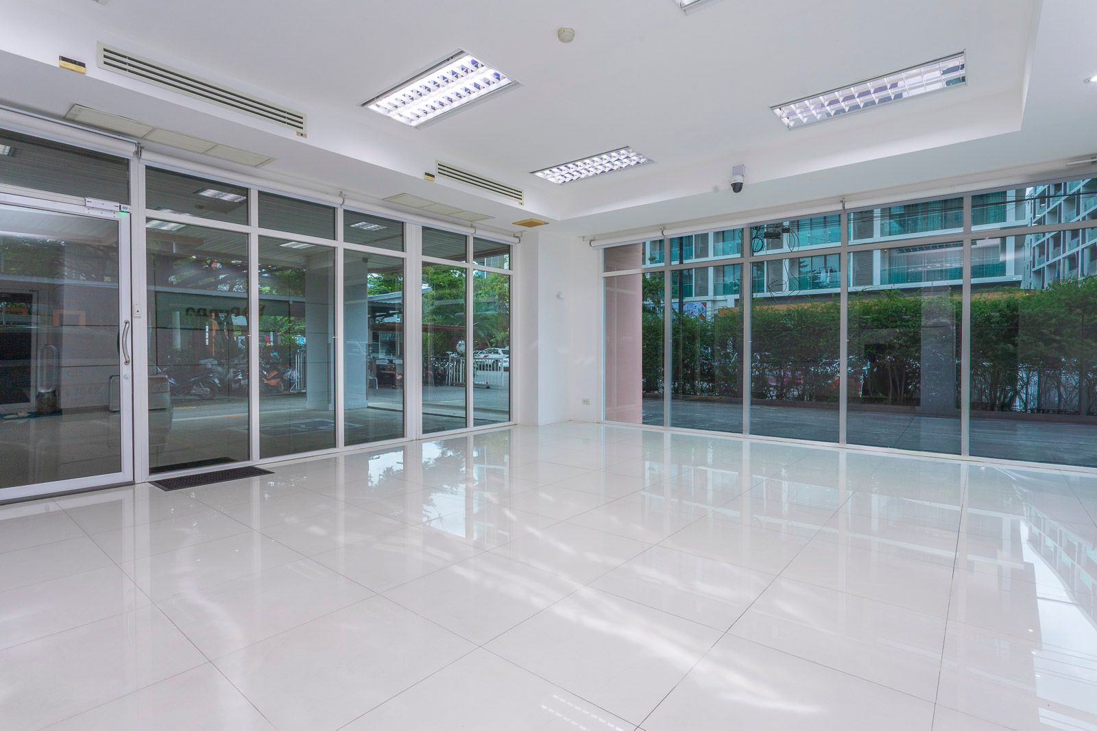 uploads/efe1bc97-da39-4732-9026-bc1cbf882b7a/cb92bf53-addc-40ed-94e3-d275f0597f95