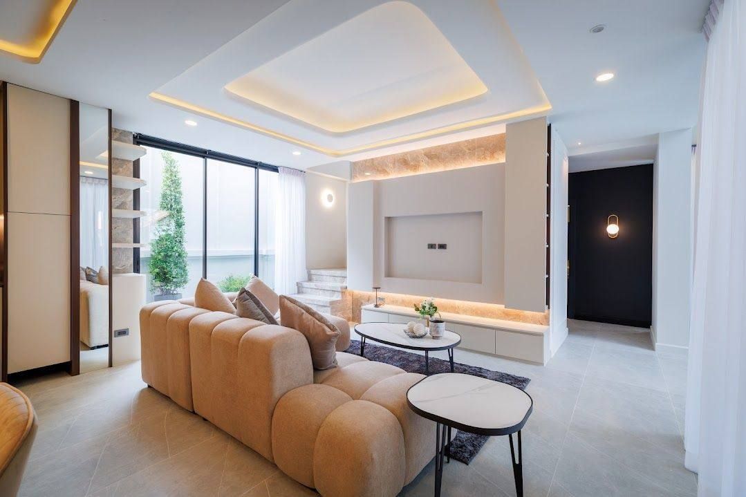 5 卧室 独立房屋 出售 在  - Image 5