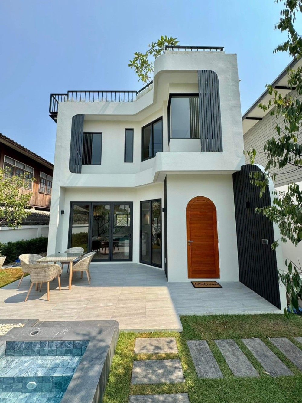 uploads/efe1bc97-da39-4732-9026-bc1cbf882b7a/ce89d028-cf81-44e3-8b15-088fe6e28a62