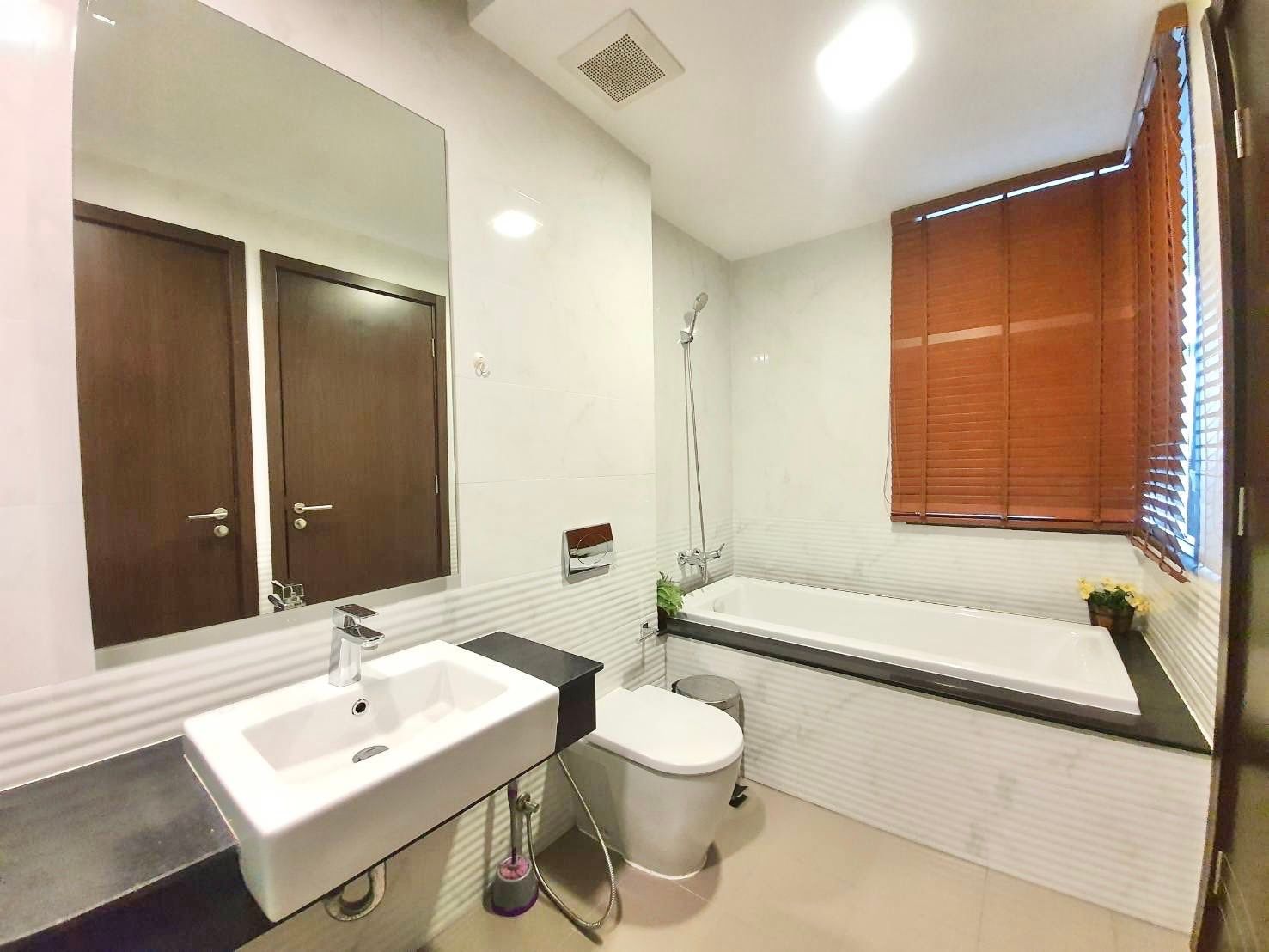 uploads/efe1bc97-da39-4732-9026-bc1cbf882b7a/cf0f62bd-3b06-49b1-91c7-7095c7d24a20