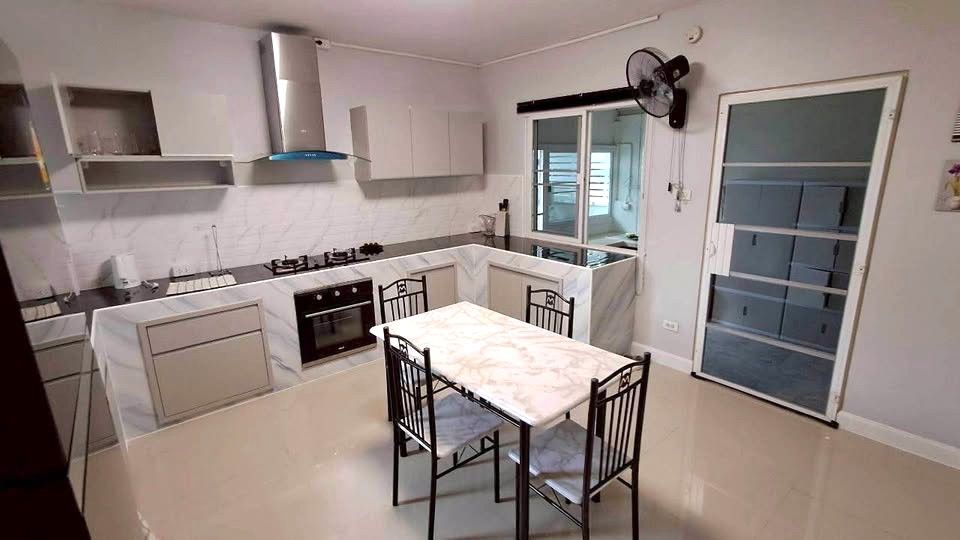 uploads/efe1bc97-da39-4732-9026-bc1cbf882b7a/cf6940bd-1235-4109-8c05-a0914f3f2fae