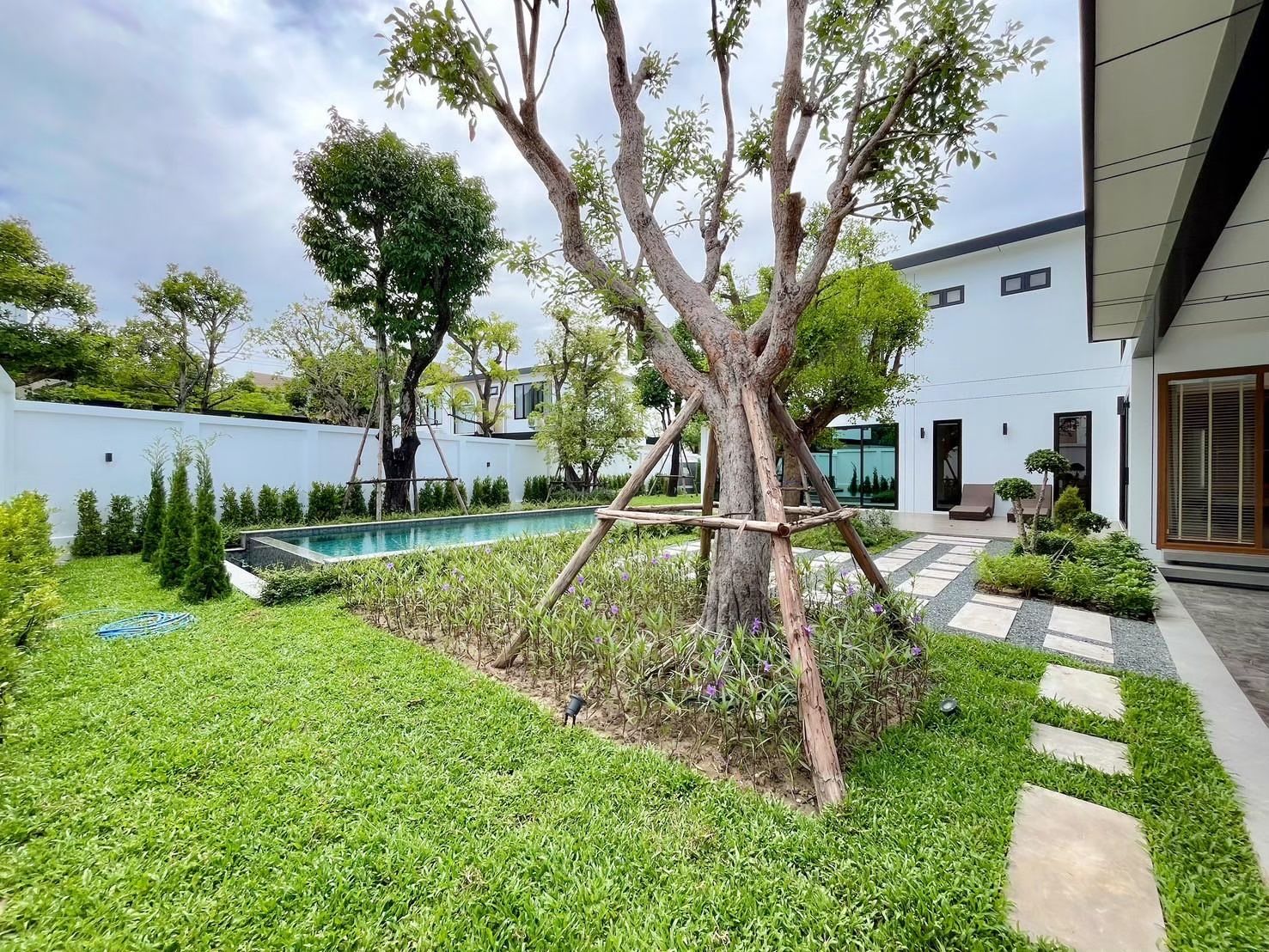 uploads/efe1bc97-da39-4732-9026-bc1cbf882b7a/cf77f74e-74f2-4093-b901-8f33834b8feb