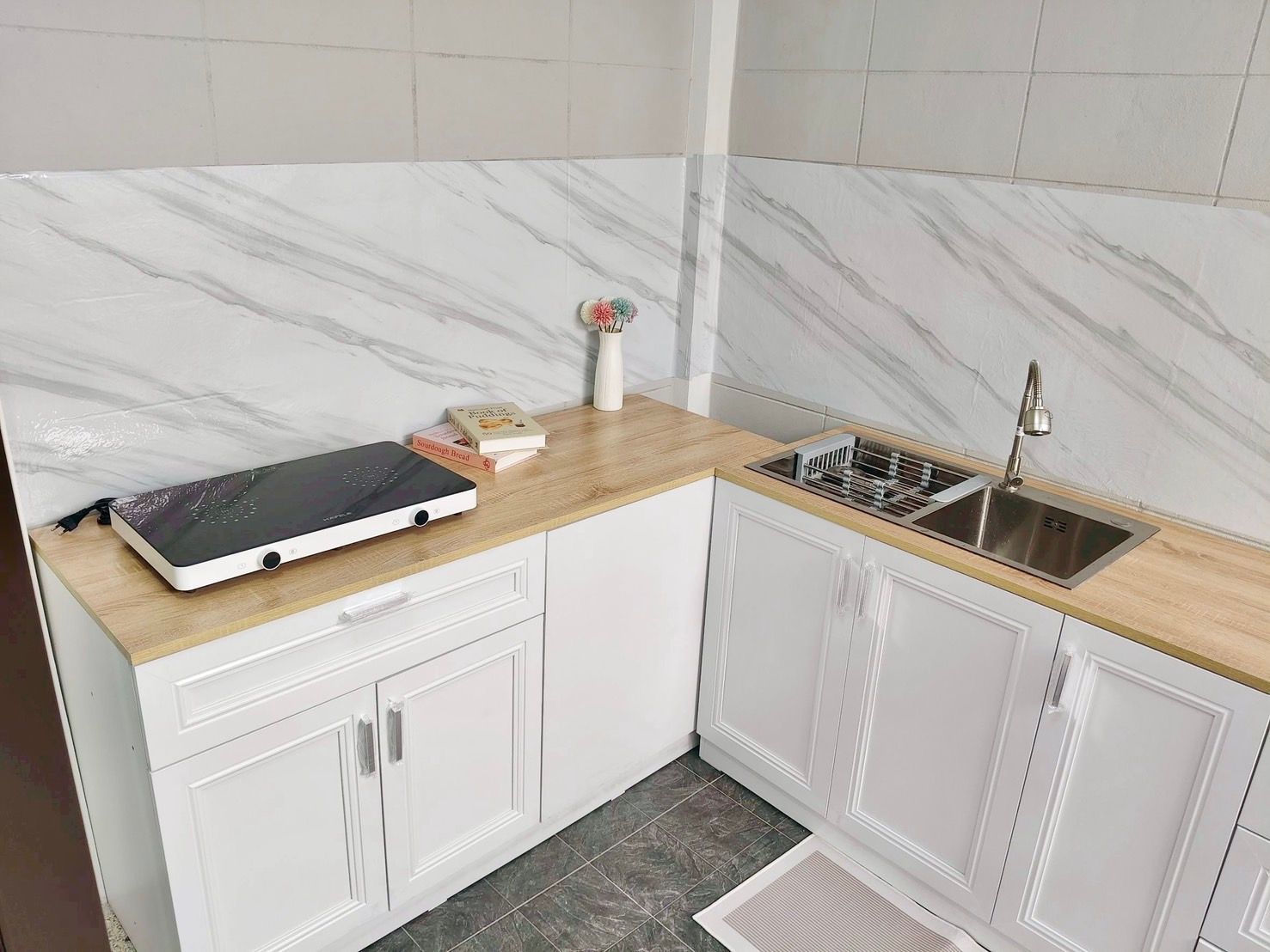 uploads/efe1bc97-da39-4732-9026-bc1cbf882b7a/cffae9f9-6172-4e93-8057-a6167316aa8f