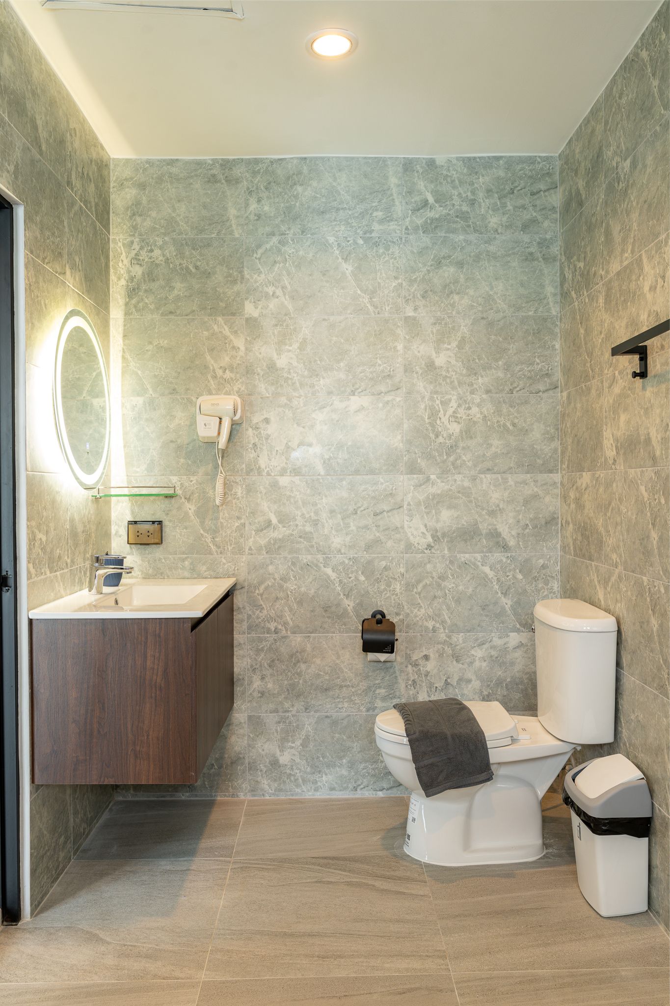 uploads/efe1bc97-da39-4732-9026-bc1cbf882b7a/d0f886a1-0871-4a95-ac0b-c7f7e9ddb66b