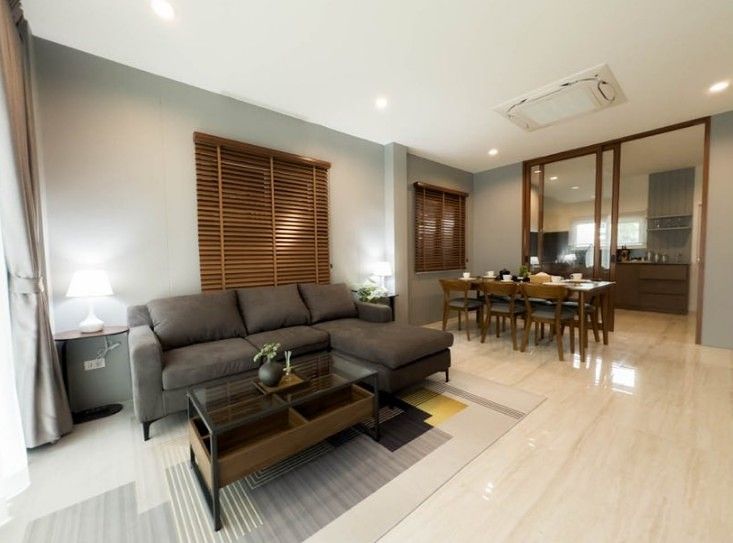 4 卧室 独立房屋 出租 在  - Image 2