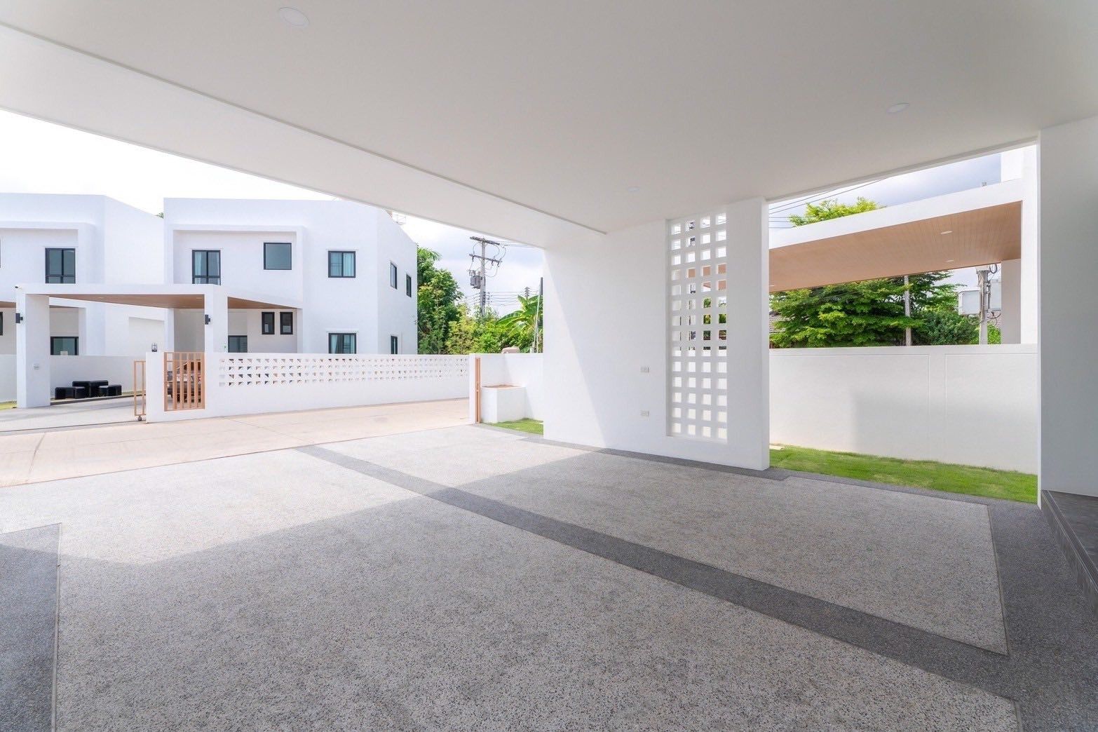 3 Bedroom House For Rent in San Phak Wan, Hang Dong, Chiang Mai - Image 16