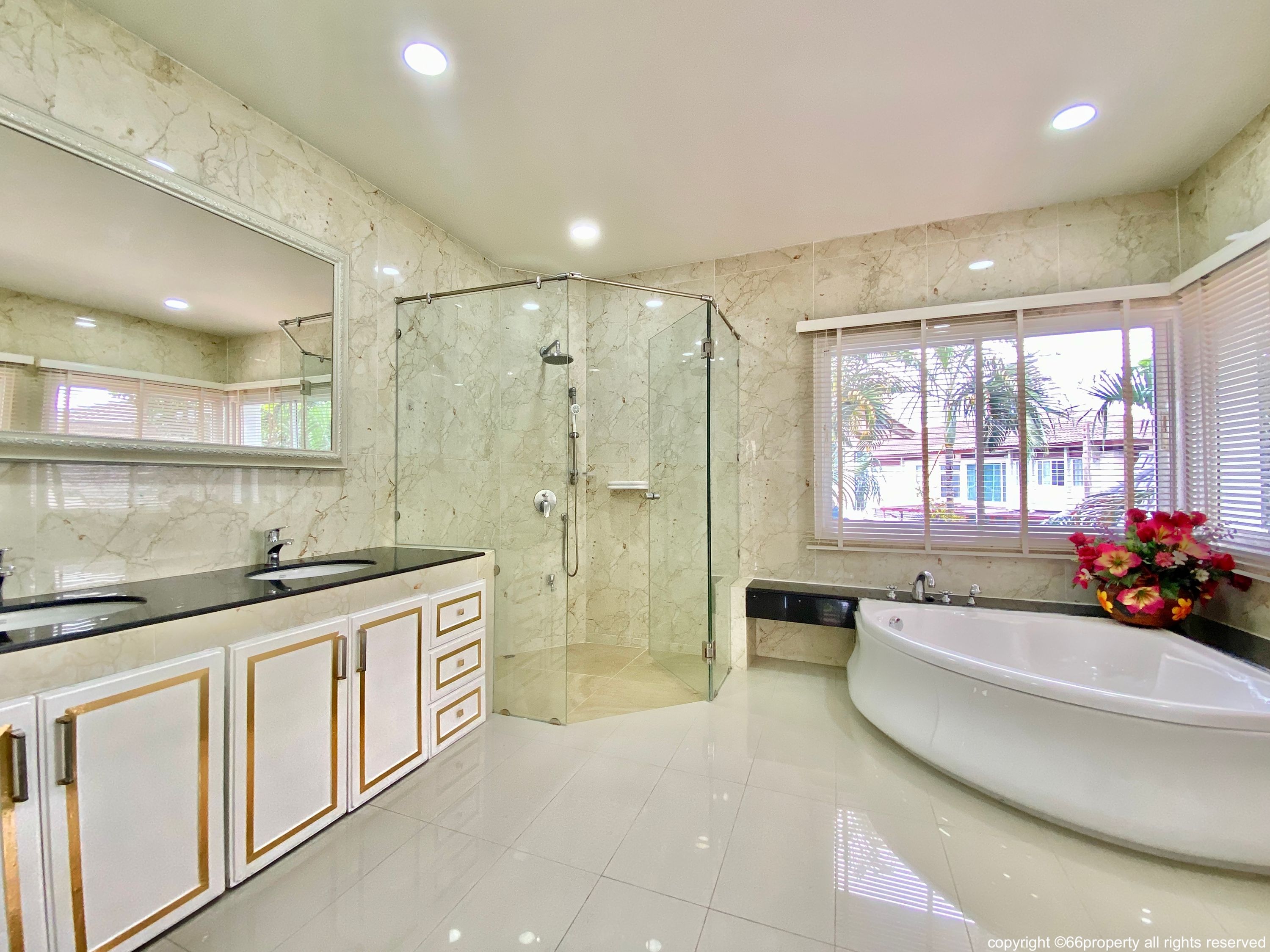 7 Bedroom House For Sale in Chai Sathan, Saraphi, Chiang Mai - Image 20
