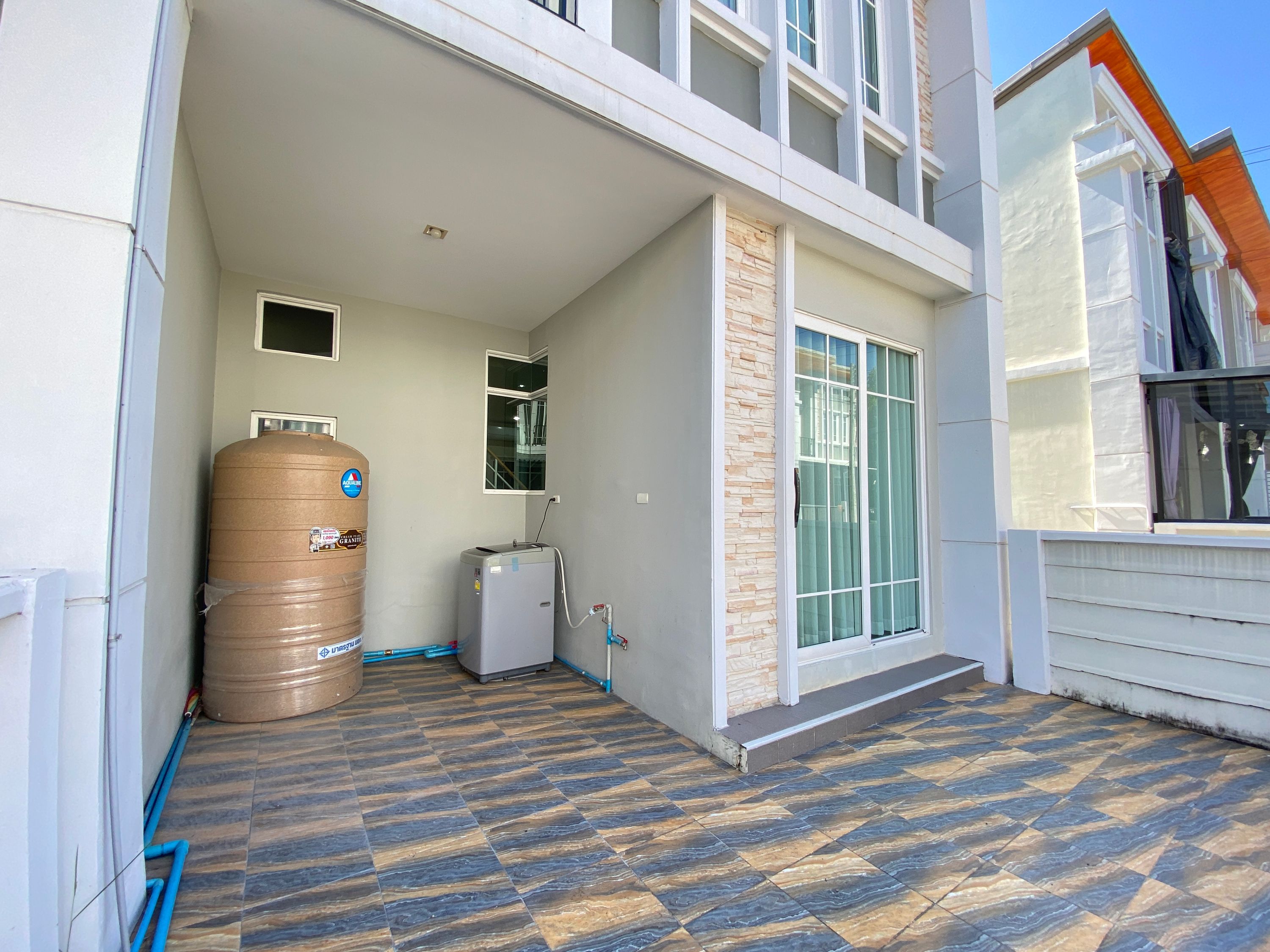 3 卧室 联排别墅 出租 在  - Image 17