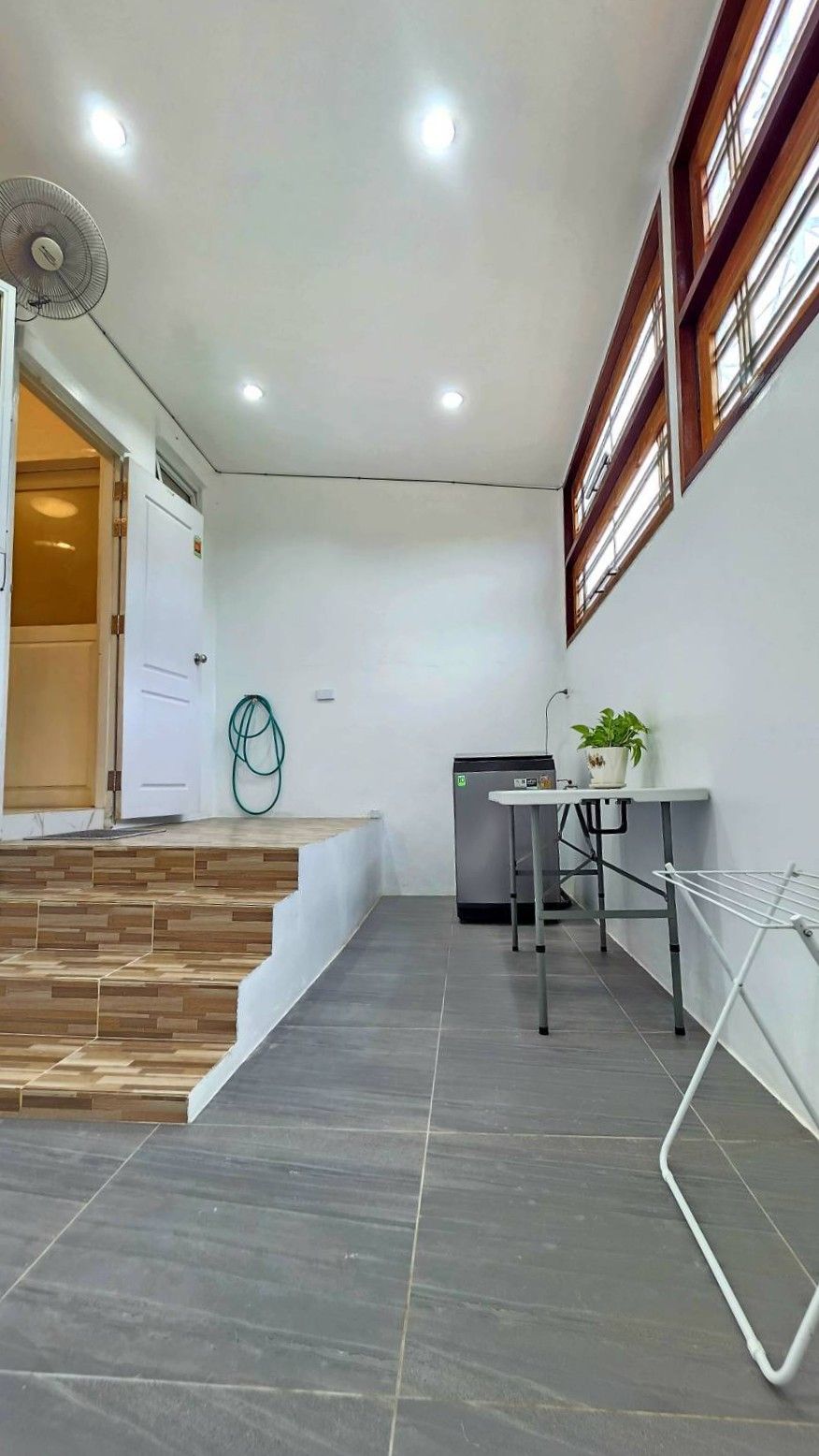 uploads/efe1bc97-da39-4732-9026-bc1cbf882b7a/d3005ef3-e627-49e1-8085-55c491a0859b