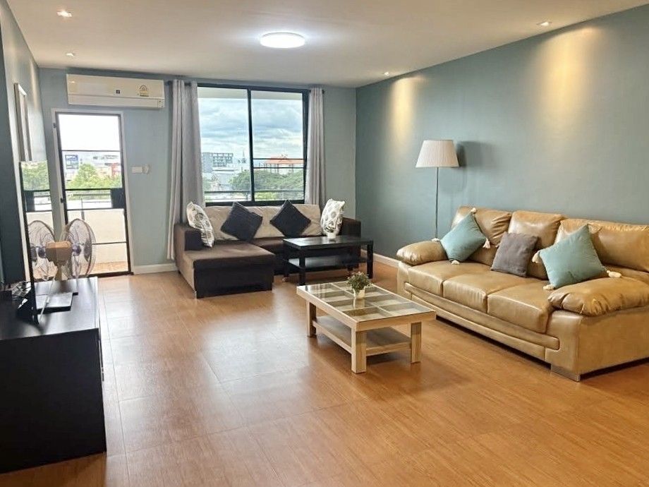 1 卧室 公寓 出租 在  - Image 1