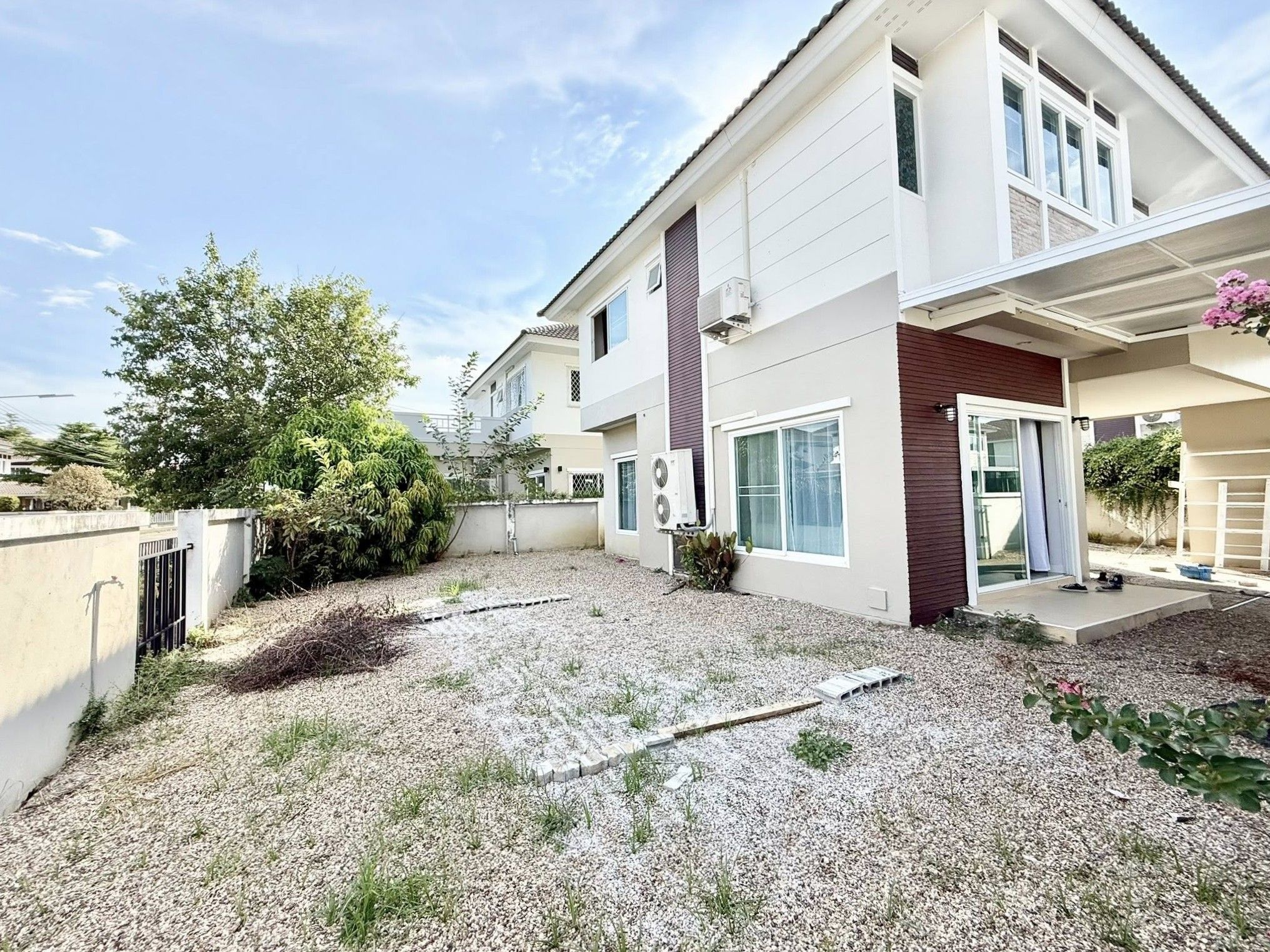 3 卧室 独立房屋 出租 在  - Image 1