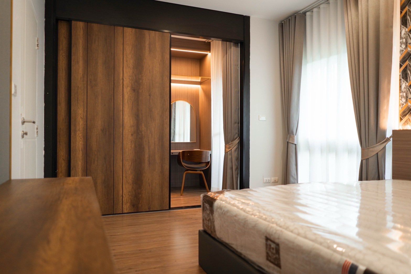 บุราสิริ - Image 10