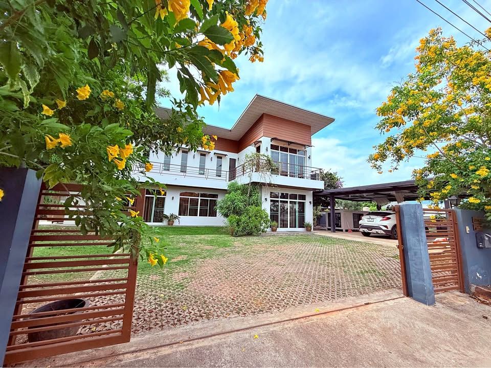 uploads/efe1bc97-da39-4732-9026-bc1cbf882b7a/d4b2442e-c8be-4af2-b2bf-a3c801c0ada8