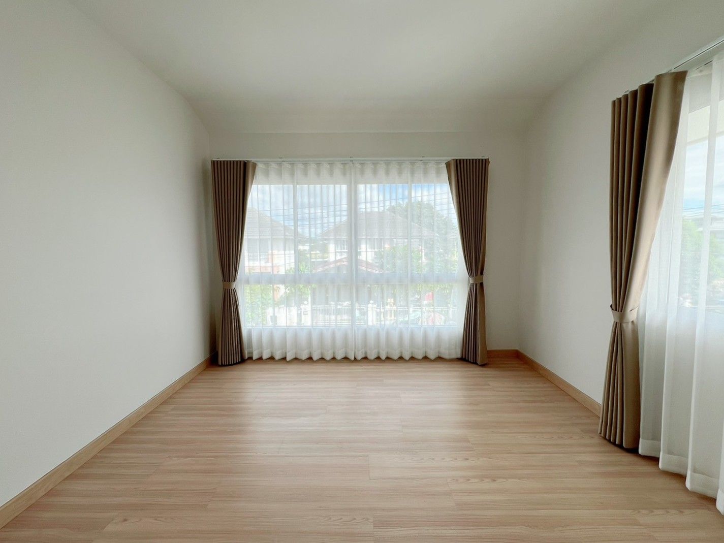 uploads/efe1bc97-da39-4732-9026-bc1cbf882b7a/d4e5b397-339b-4483-82e5-bf7b2fa0720c