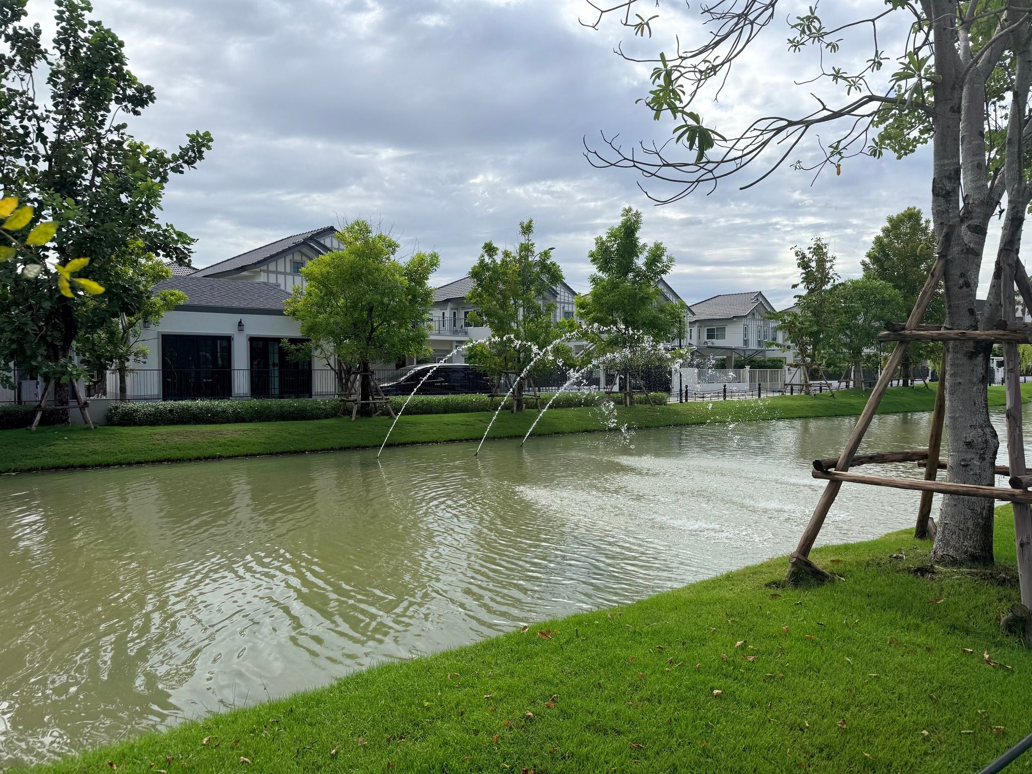 uploads/efe1bc97-da39-4732-9026-bc1cbf882b7a/d55a867f-a689-422d-b22c-cb54462b6a46