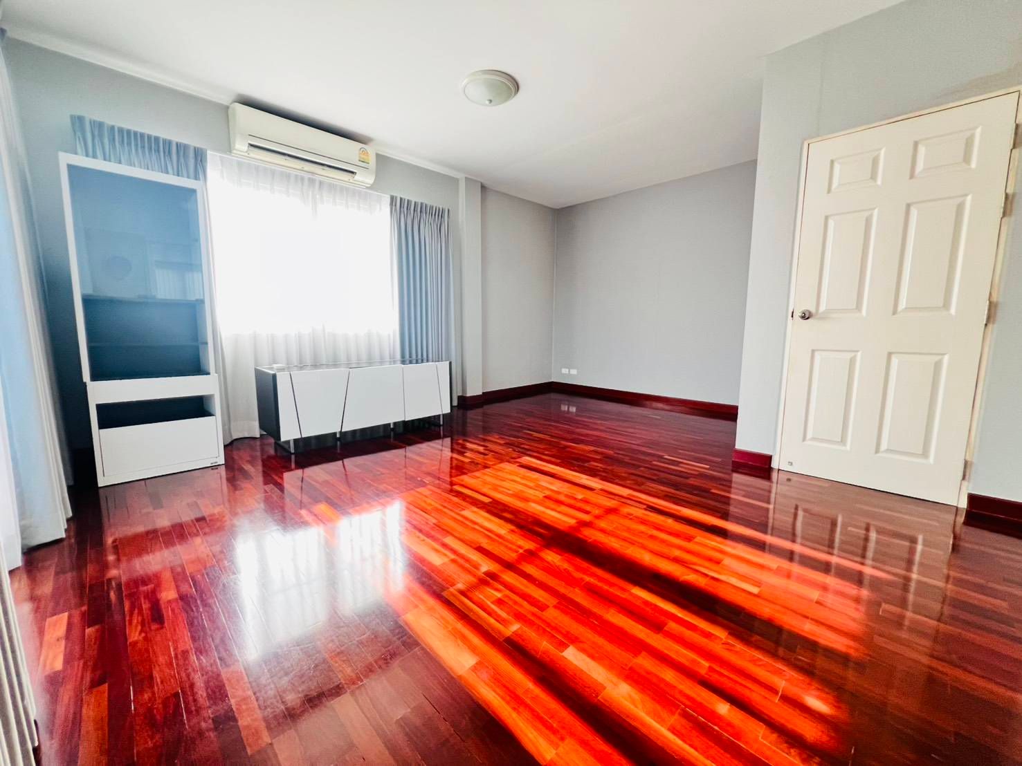 uploads/efe1bc97-da39-4732-9026-bc1cbf882b7a/d9071908-c21e-4db0-b5b9-964d216c4caf